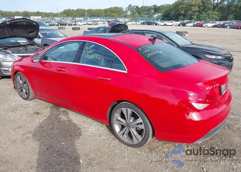 2019 Mercedes-Benz Cla 250 4Matic z USA, uszkodzony, nr VIN WDDSJ4GB2KN762133